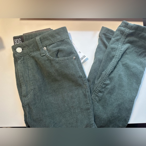 BDG Mom High Rise Green Corduroy Pants - Picture 4 of 5